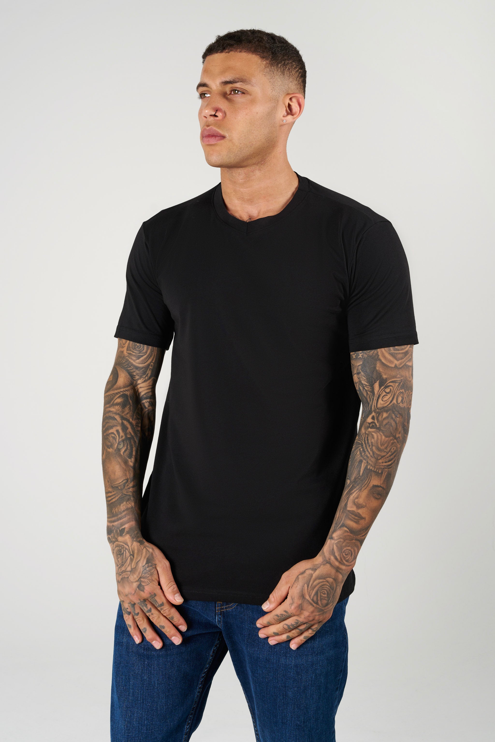 Premium V Yaka Fit T-Shirt