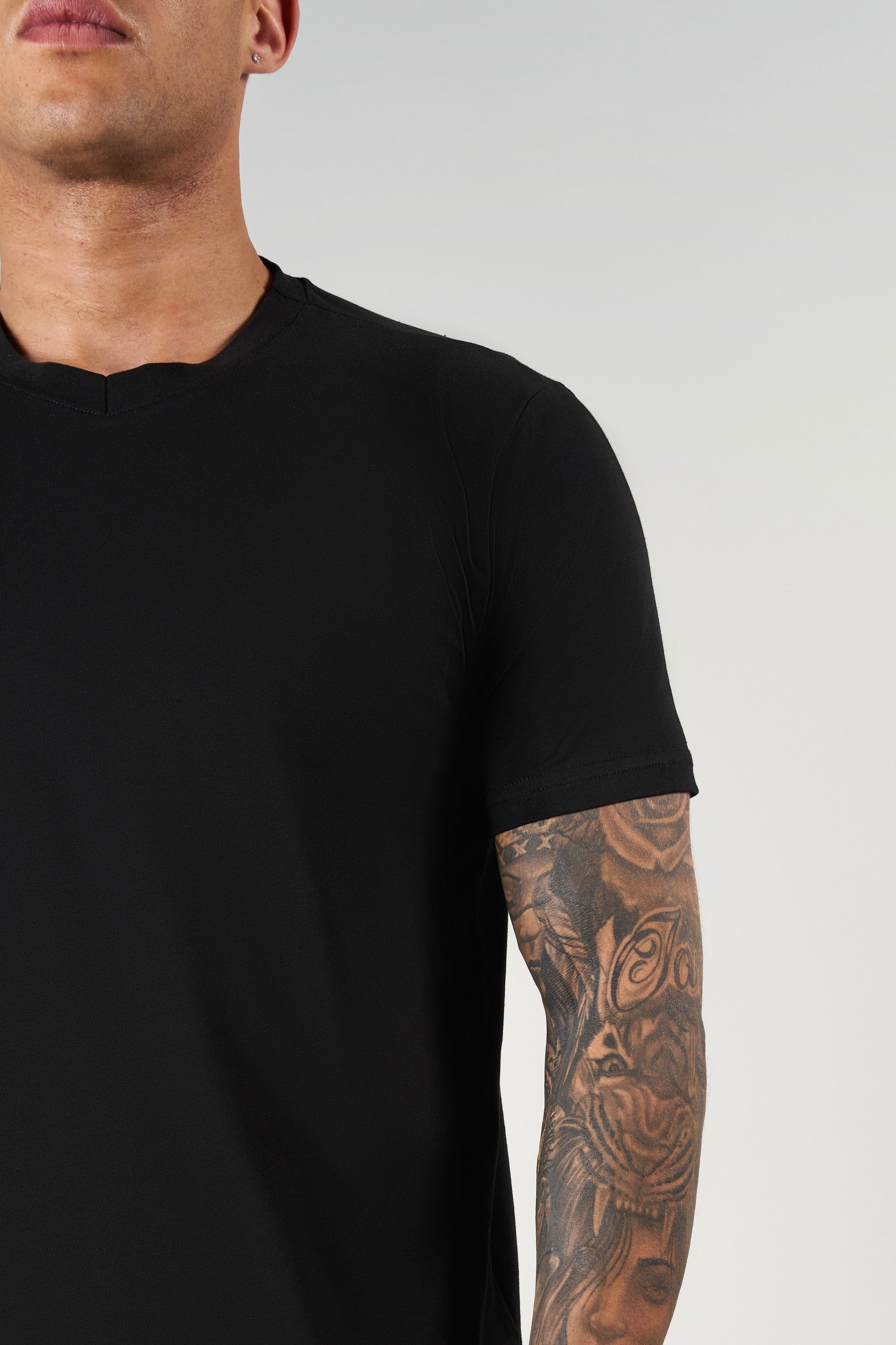 SJ Premium V Yaka Fit T-Shirt