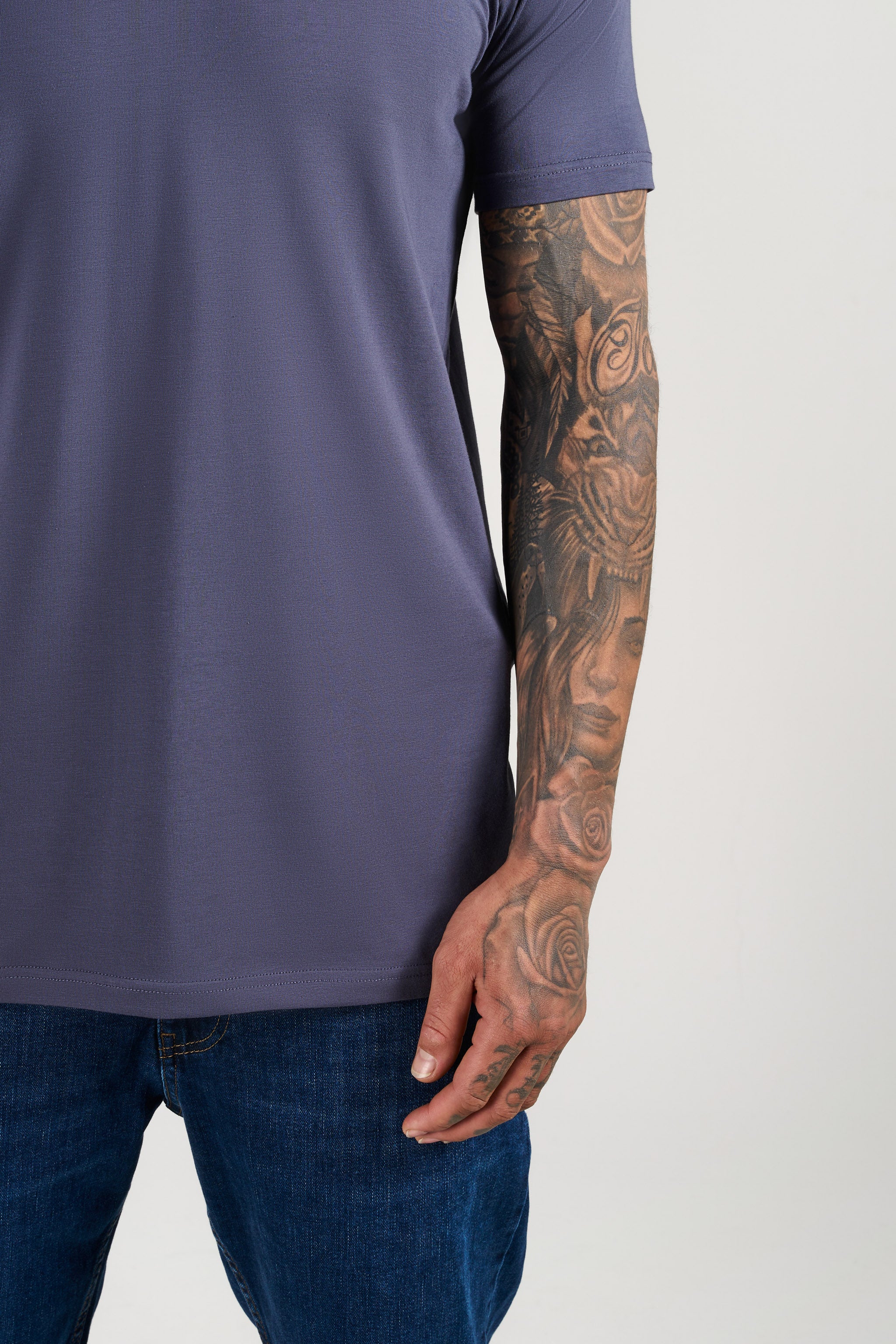 SJ Premium V Yaka Fit T-Shirt