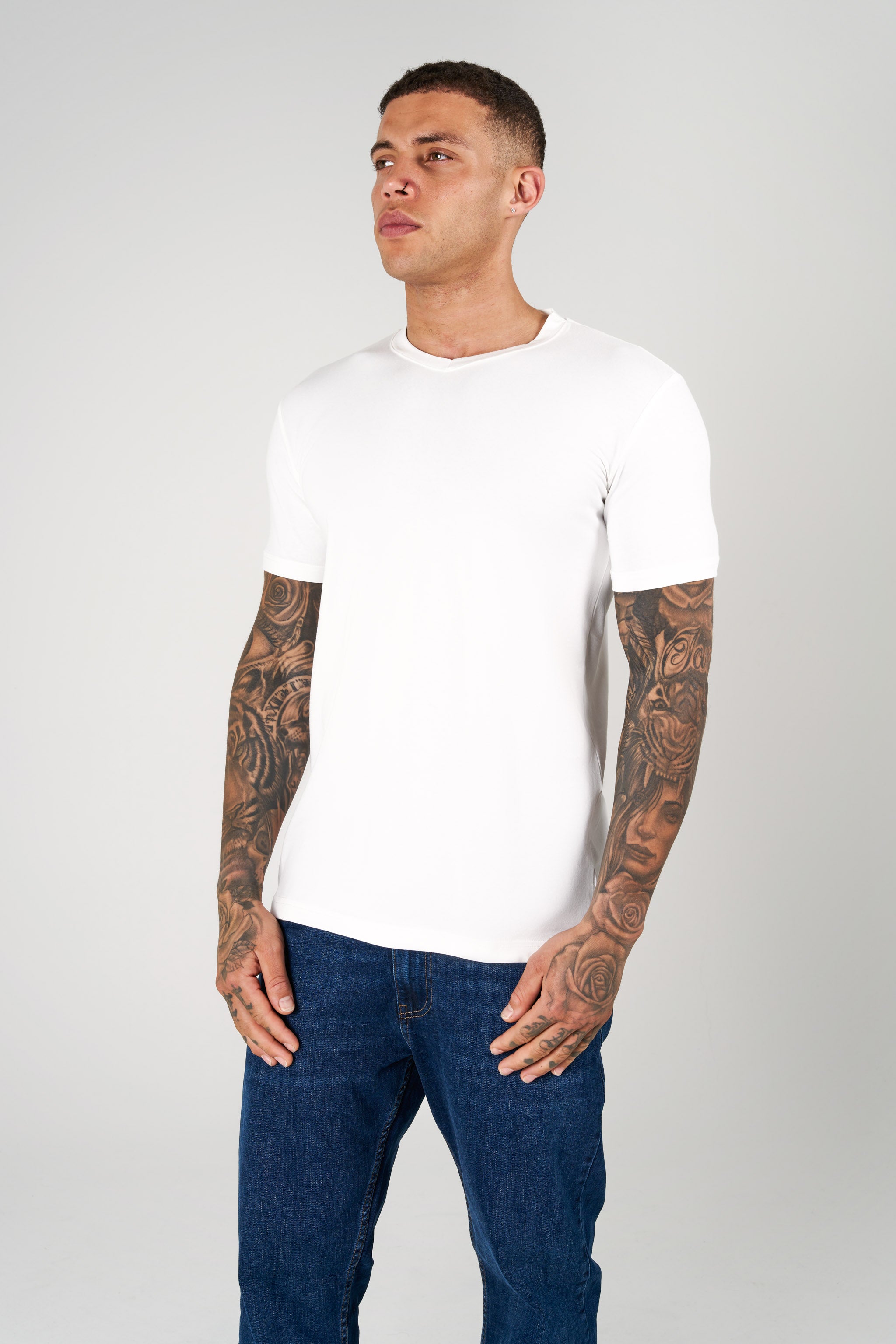 SJ Premium V Yaka Fit T-Shirt
