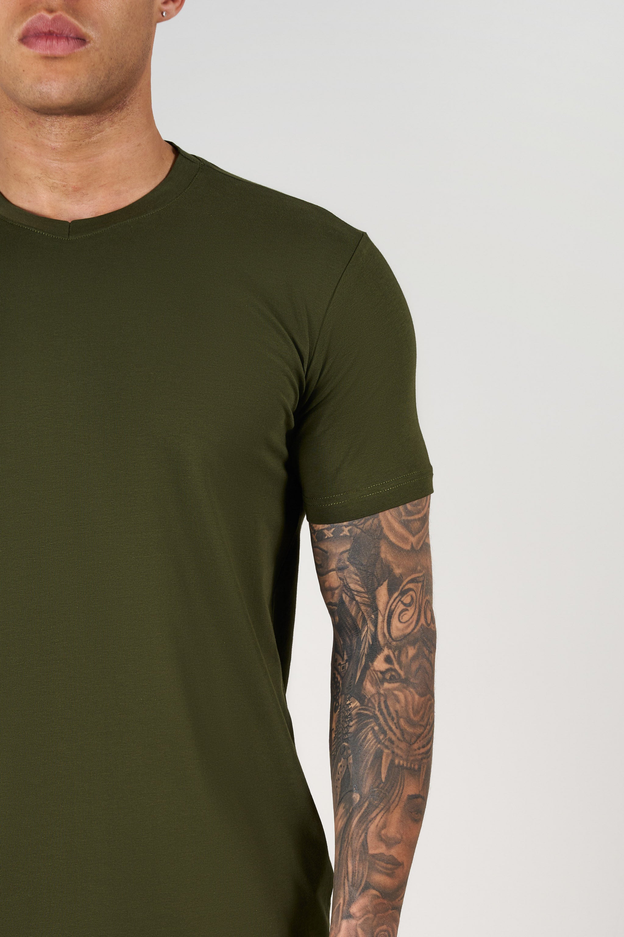 SJ Premium V Yaka Fit T-Shirt