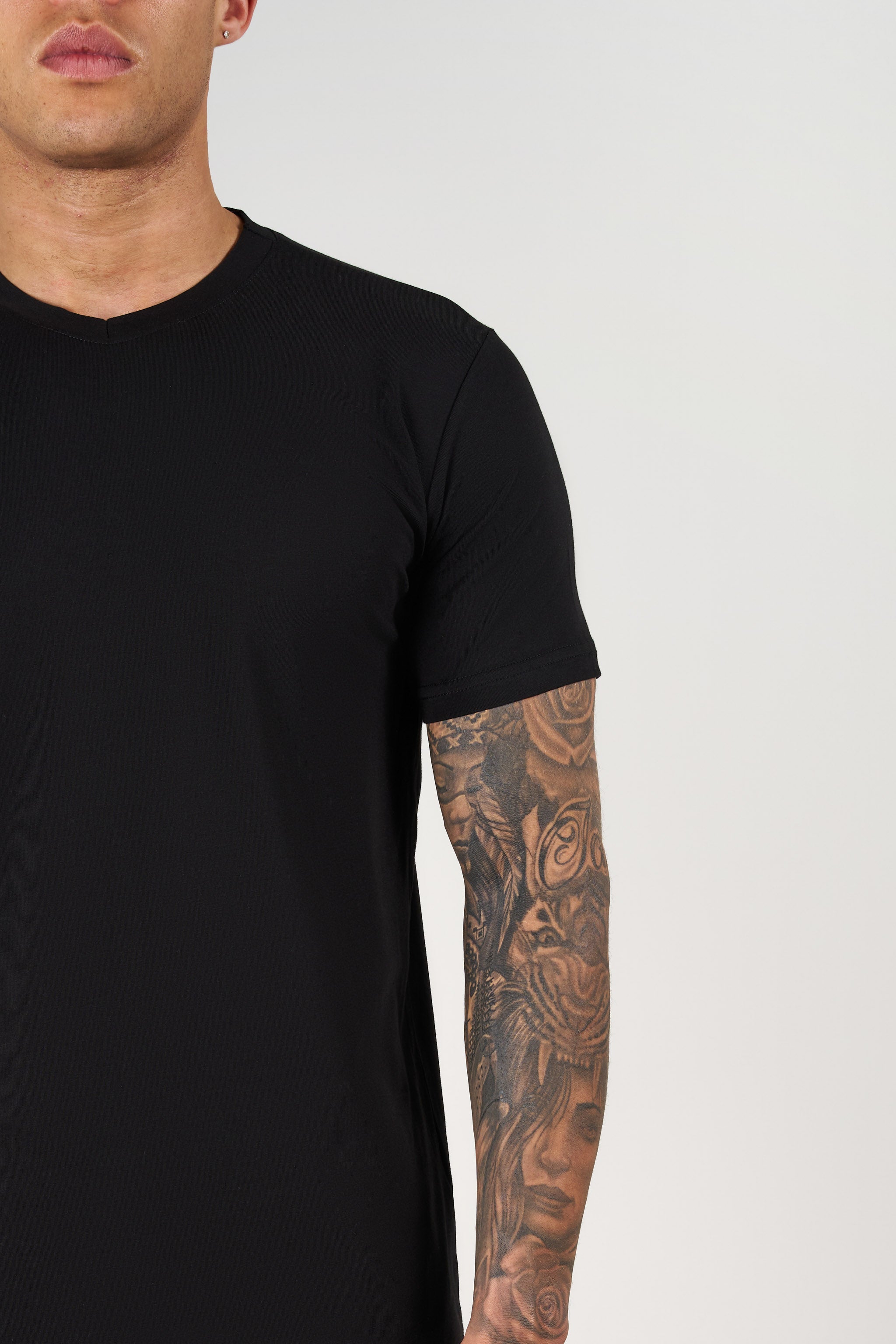 SJ Premium V Yaka Fit T-Shirt